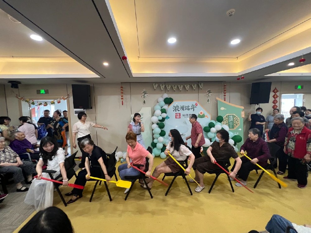 國澤濃情過端陽，銀齡樂享“粽”是情